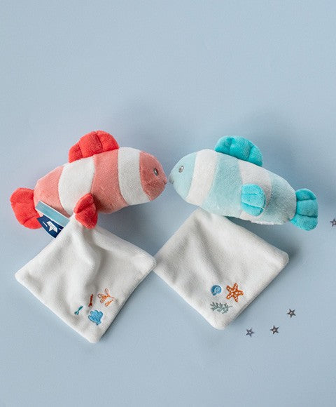 CUTE FISH COMFORT with comforter - almond